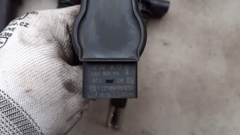 zapalovací cívka 06H905115 - 2