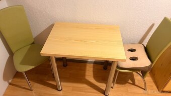 Jídelní stůl + 3 židle - 2