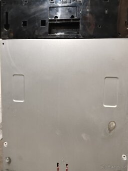 Vestavná myčka Whirlpool 45 cm - 2