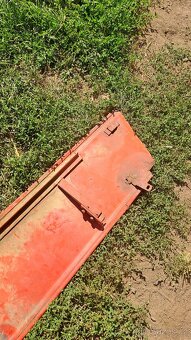 Prodám plechy haubnu mt8 150 32 - 2