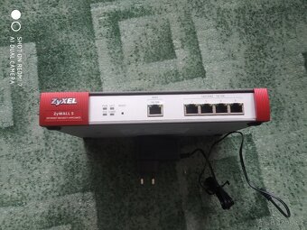 Prodám Zyxel ZyWALL 5 - 2