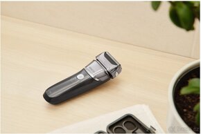 Planžetový holící strojek - 2