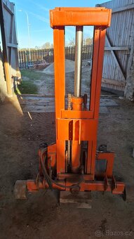 Prodam vysokozdvih za traktor - 2