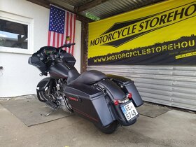 Harley Davidson FLTRX Road Glide - 2