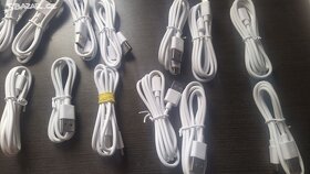 Datový a nabíjecí USB-C kabel (USB/USB-C) - 2