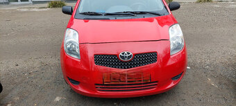 Prodám Toyota Yaris 1.0 VVT-i, benzín, - 2