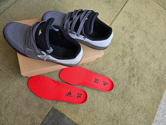 ADIDAS Five - 2