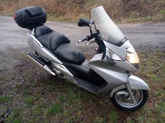 Honda Silver Wing 600, 2003 - 2