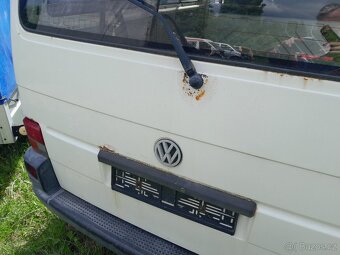 VW T4 zadní dveře výklopné - 2