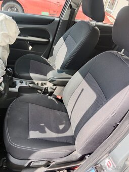 Originální autopotahy na Ford Focus II - 2