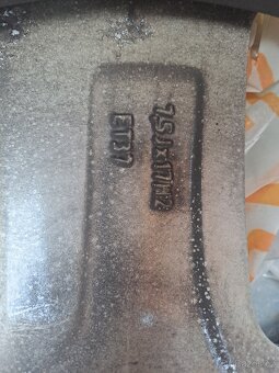 Kola na Audi A6 - 2