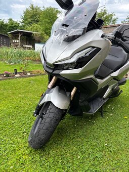 Honda adv 350 - 2