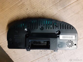 tachometr VW Touran 2007 - 2