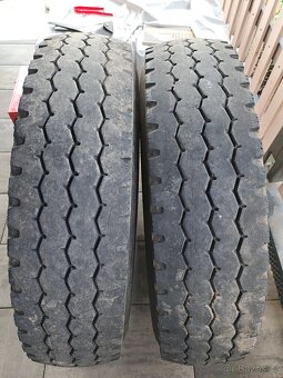 Pneu 10 r 22.5 Bridgestone - 2