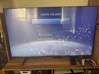 PLAYSTATION 5 PRO, 2 OVLADAČE, DOKOVACÍ STANICE PRO OVLADAČE - 2