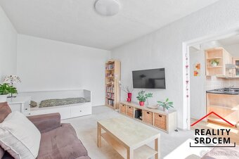 Prodej bytu 2+1 s lodžií, os. vl. nám. Antonie Bejdové, Ostr - 2