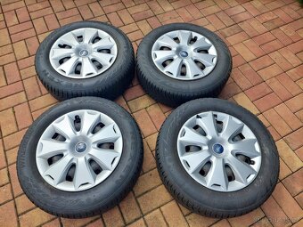 Zimní sada FORD 5x108 R16 pneu 215/60 R16 8mm rok 2023 - 2