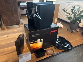 JURA E8 Piano Black (EB) - 2