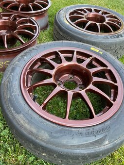 Prodám kola team dynamics r15 4x100 et13 a rally slicky - 2