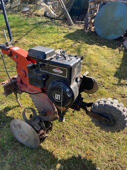 Kultivátor Briggs & Stratton - 2