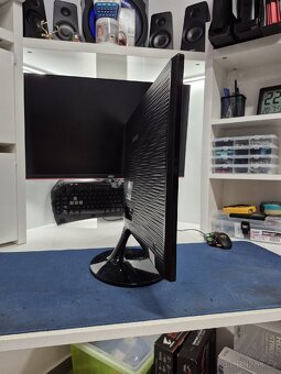monitor 23.6" Samsung S24A300BL TOP - 2