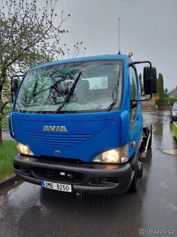 Avia - Hákový nosič kontejnerů. - 2