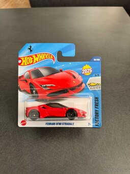 Hot Wheels Ferrari , Mercedes, Bmw - 2