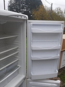 Lednička Whirlpool - 2