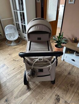 Kočárek Adamex - 2