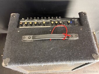 Roland KC-350 klávesové kombo - 2