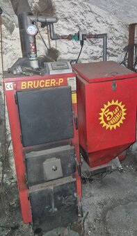 Kotel Mocek "Domino" s automatickým podáváním - 2