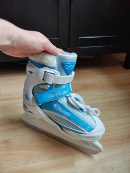 Dětské brusle rostoucí vel. 35-38- jako nové - 2