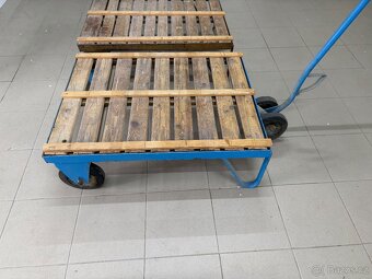 Dílenský vozík - 2