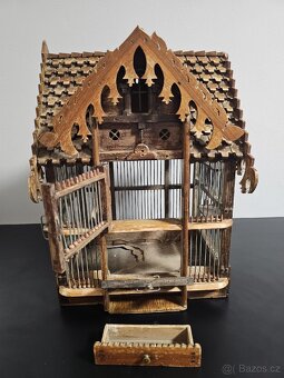 Stará dřevěná klec na ptaky okolo roku 1920 - 2