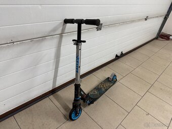 Dětská koloběžka modrá - 2