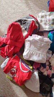 Prodám set oblečení pro holčičku vel.122/128 - 2