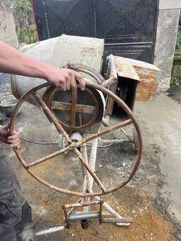 stavební míchačka 380V - 2