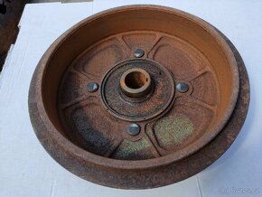 Brzdový buben Škoda 1000MB, 100, 105, 120 - málo jetý - 2