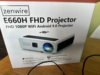 Projektor WiFi android V záruce - 2