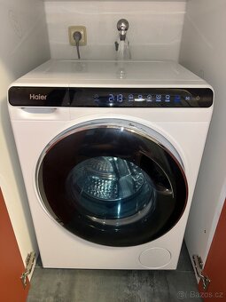 Malá tichá úsporná pračka Haier HW50-BP12307 - 2