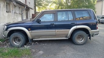 Nissan patrol y61 - 2