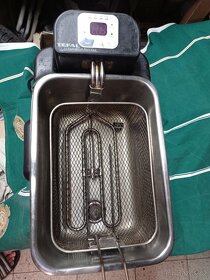 Prodám nerezovou fritézu Tefal - 2