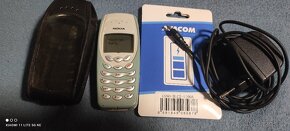 nokia 3410 s koženým pouzdrem - 2