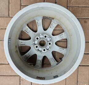 JEDEN kus Original Alu kolo R 17" 5x112 - 2