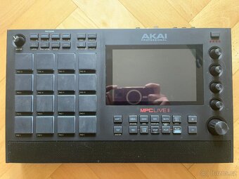 Akai MPC Live 2 - záruka - 2