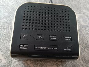 Digitální rádio a budík Blaupunkt - 2