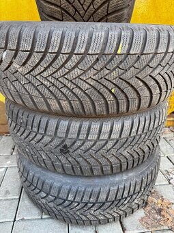 Zimní pneumatiky Semperit 215/55/17 - 2
