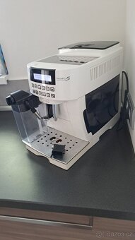Kávovar DeLonghi - 2