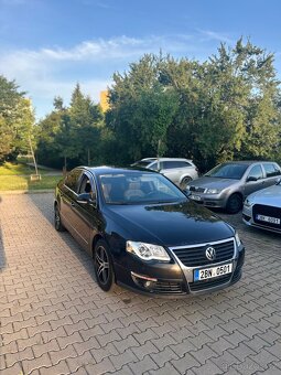 Volkswagen Passat B6 2.0tdi MAX VÝBAVA - 2