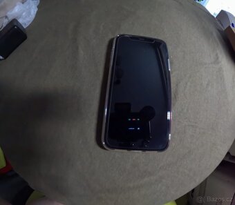 PRODÁM iPHONE 11 - 2